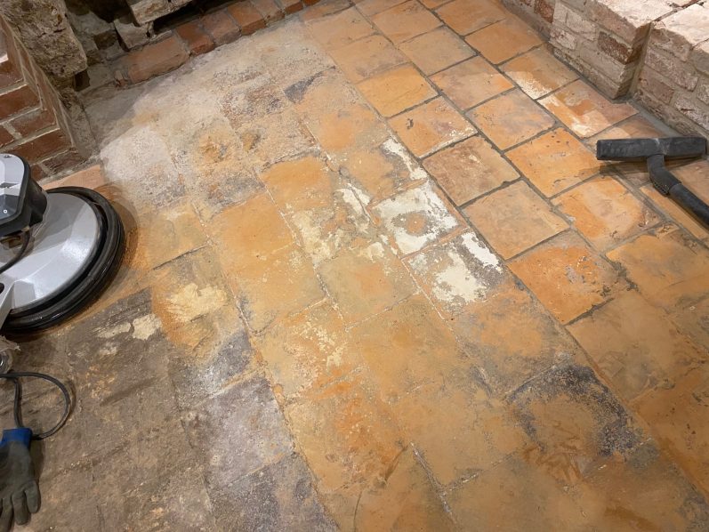 schleifen von Natursteinen