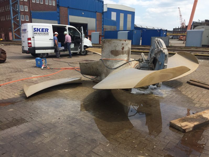 Metall sägen Wandsäge Wandsäge zerlegt Metall Schiffsschraube